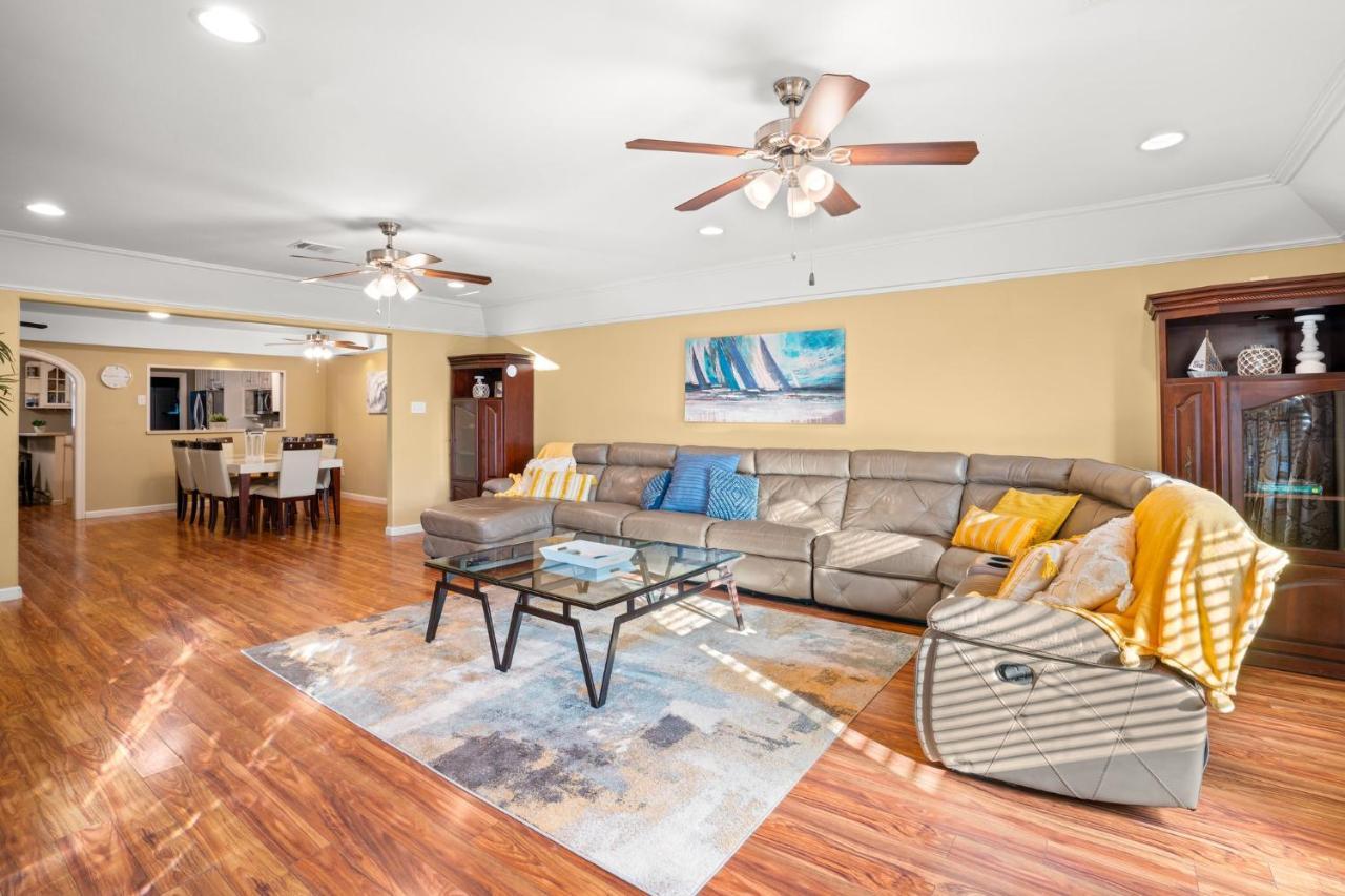 1 Min To Beach Ocean Breeze 3Br Fast Wifi غالفيستون، تكساس المظهر الخارجي الصورة